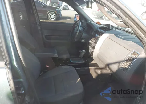 2011 Ford Escape Xlt из США, поврежденный, VIN 1FMCU0D77BKB19238